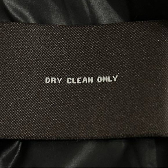 Men’s Michael Kors Fall/Winter Jacket with Removable Fur Collar - Picture 4 of 6